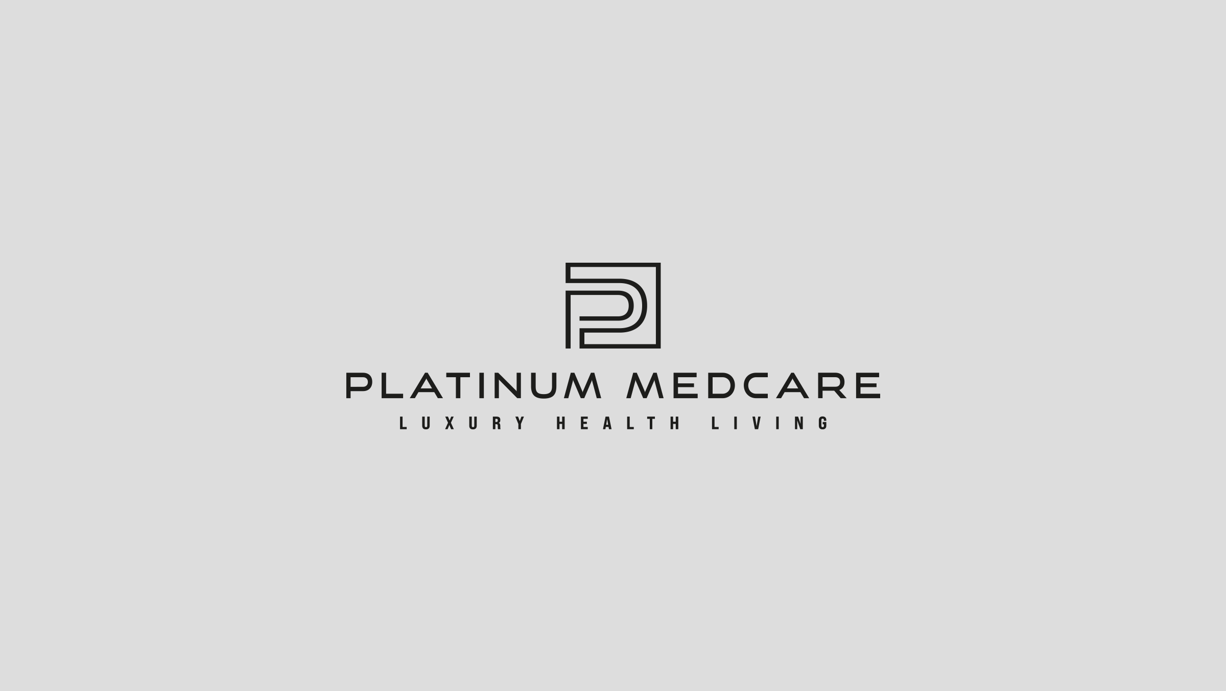 Typografisches Logo Platinum Medcare, Schweiz